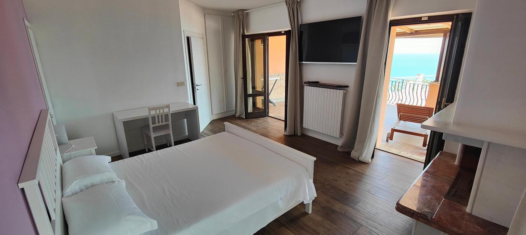 فندق Casa Teresa Relais سيرولو الغرفة الصورة